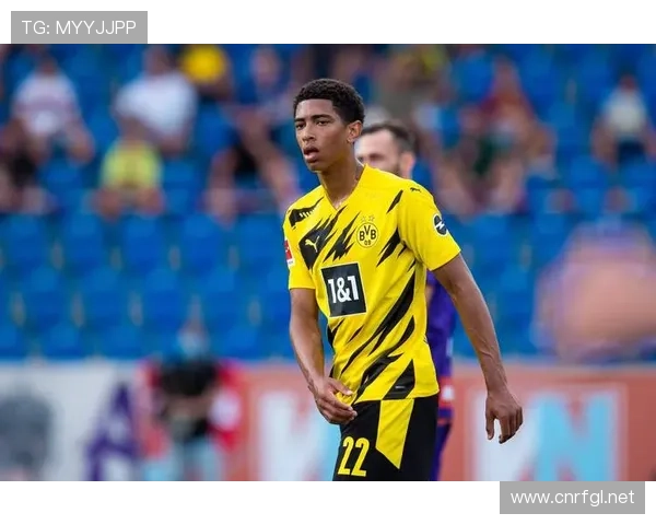 贝林厄姆面对高强度中场对抗表现解析：是否具备统治力