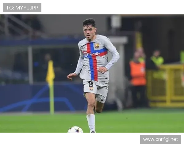 恩佐与佩德里：中场指挥官与组织核心的角色差异及节奏控制对比