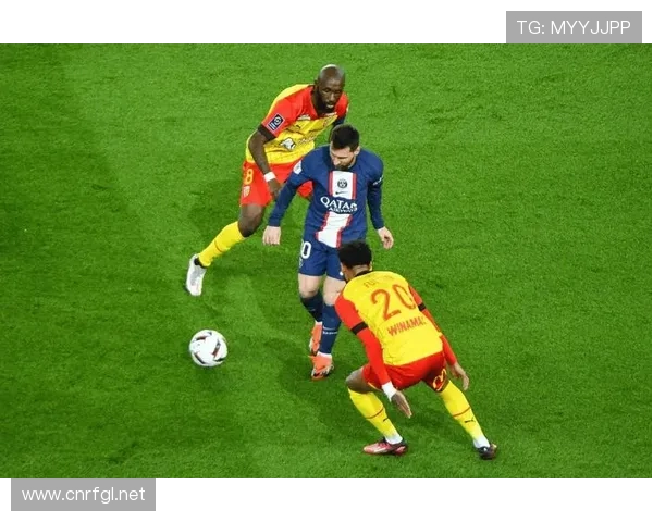 塞维利亚保级压力持续存在,对西甲后半程走势造成影响 塞维利亚保级压力持续存在,对西甲后半程走势造成影响