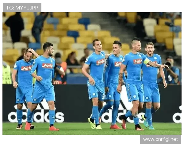 那不勒斯防守稳定性承压,球队近期表现波动影响联赛竞争格局 那不勒斯防守稳定性承压,球队近期表现波动影响联赛竞争格局