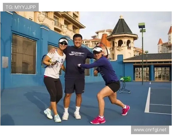 郑赛赛训练完直接拎爱马仕去吃米其林，这日子谁顶得住