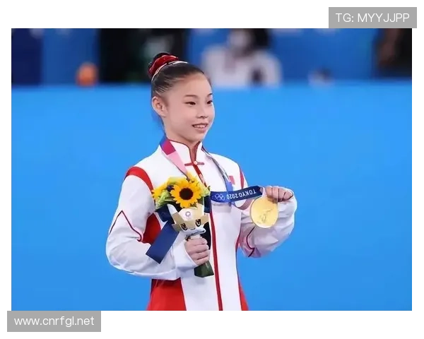 管晨辰家里摆满奖杯，却天天吃泡面？