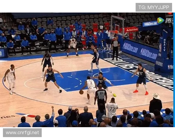 莱昂纳德挡拆拉开空间提升关键时刻投篮效率